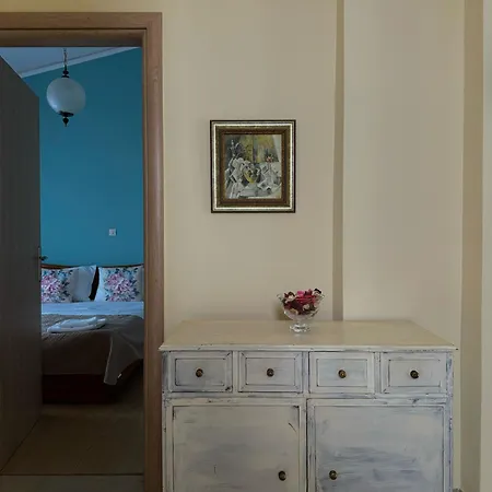 Apartment Dolphin Kavala